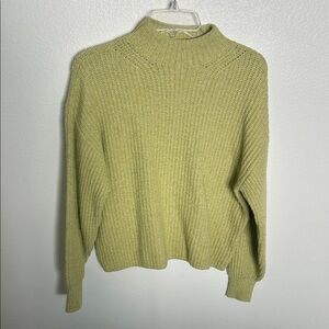 Old Navy Women's Light Green Sweater
